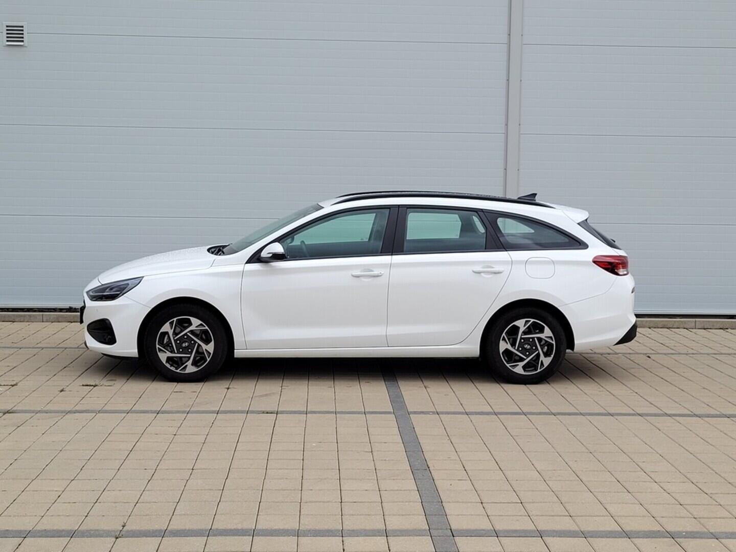 O619V07435_15.webp_I30 WG MY25  Smart 1,5i  1.5 DPI 70 kW manuál, DPH