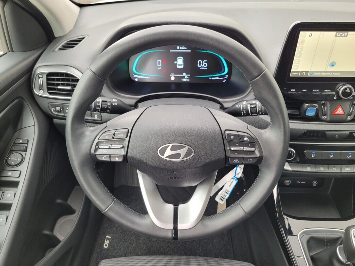 O619V07435_18.webp_I30 WG MY25  Smart 1,5i  1.5 DPI 70 kW manuál, DPH