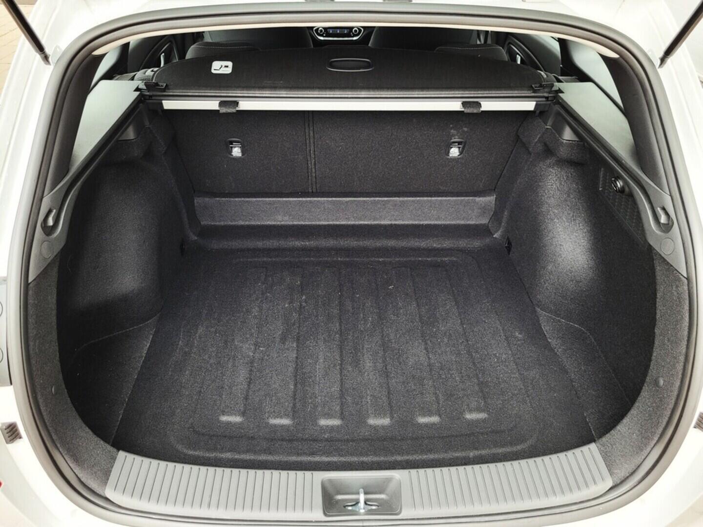 O619V07435_19.webp_I30 WG MY25  Smart 1,5i  1.5 DPI 70 kW manuál, DPH