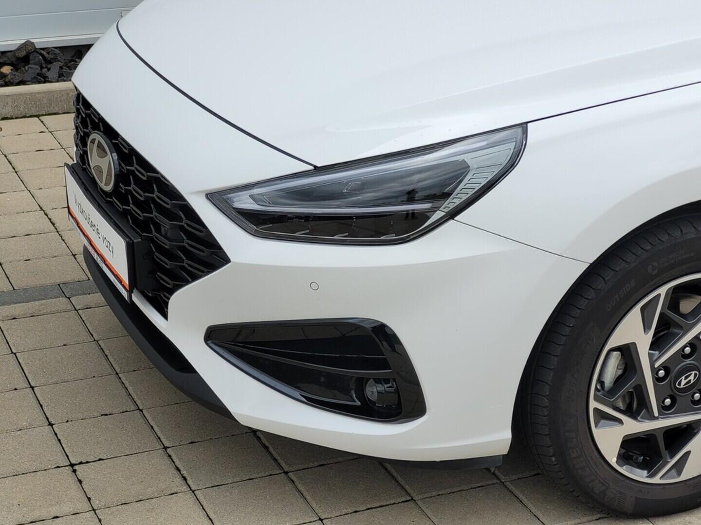 O619V07435_23.webp_I30 WG MY25  Smart 1,5i  1.5 DPI 70 kW manuál, DPH