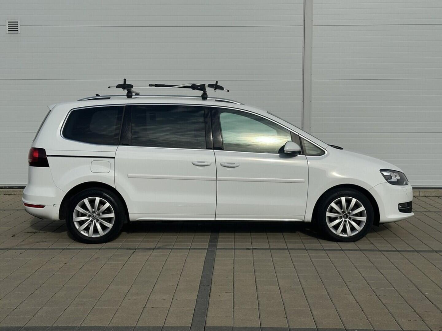 O619V07437_13.webp_SHARAN Highline 4Motion 2.0 TDI 110 kW manuál