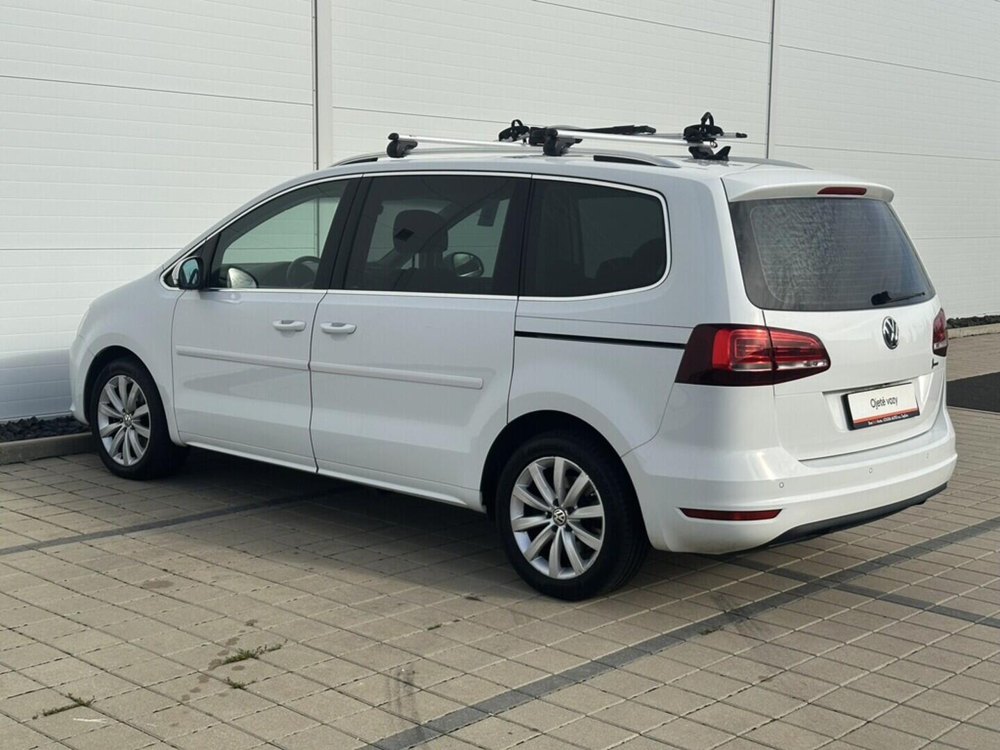 O619V07437_16.webp_SHARAN Highline 4Motion 2.0 TDI 110 kW manuál