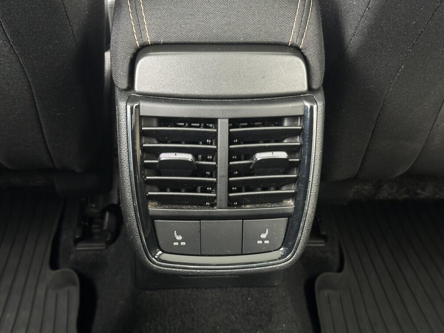 O619V07438_28.webp_KAMIQ Style Plus 1.5 TSI 110 kW manuál