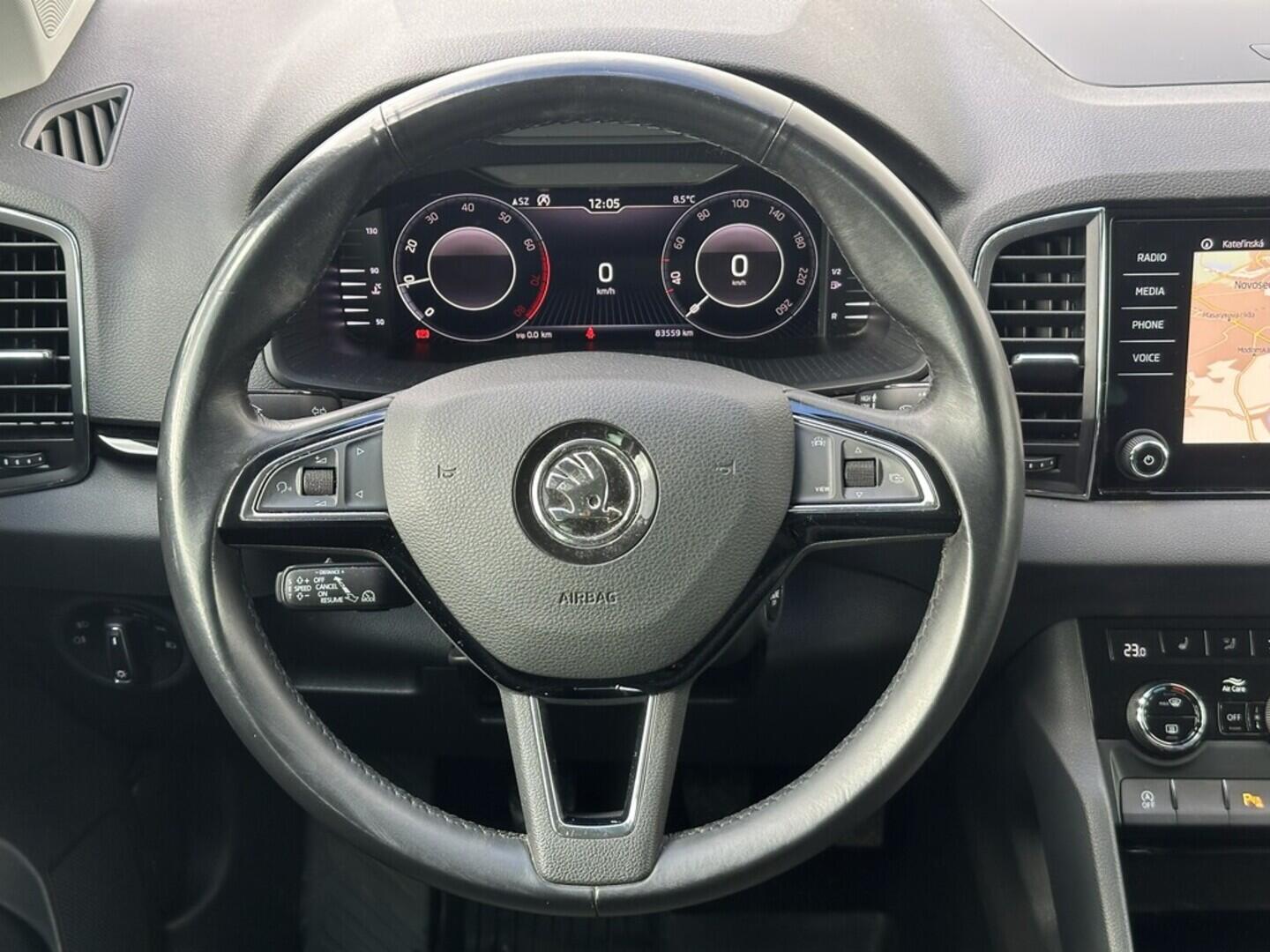 O619V07439_20.webp_KAROQ Style 1.5 TSI 110 kW manuál