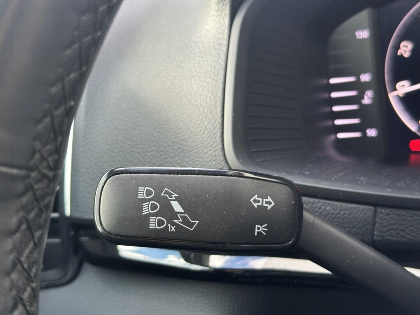 O619V07439_21.webp_KAROQ Style 1.5 TSI 110 kW manuál