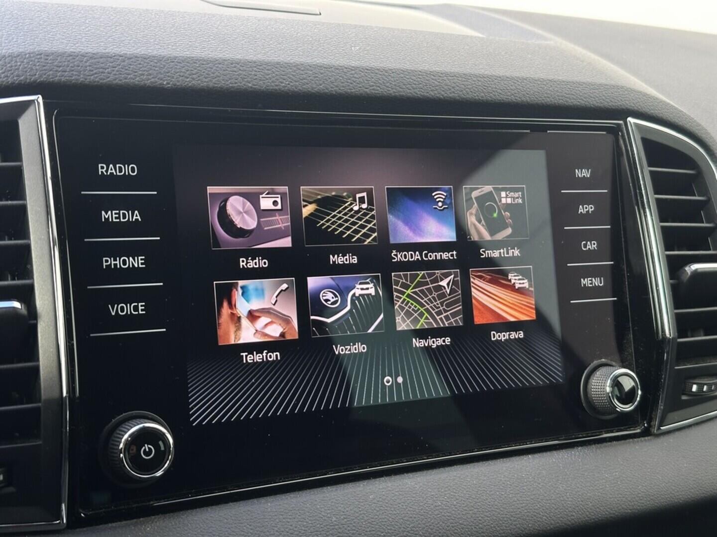 O619V07439_26.webp_KAROQ Style 1.5 TSI 110 kW manuál