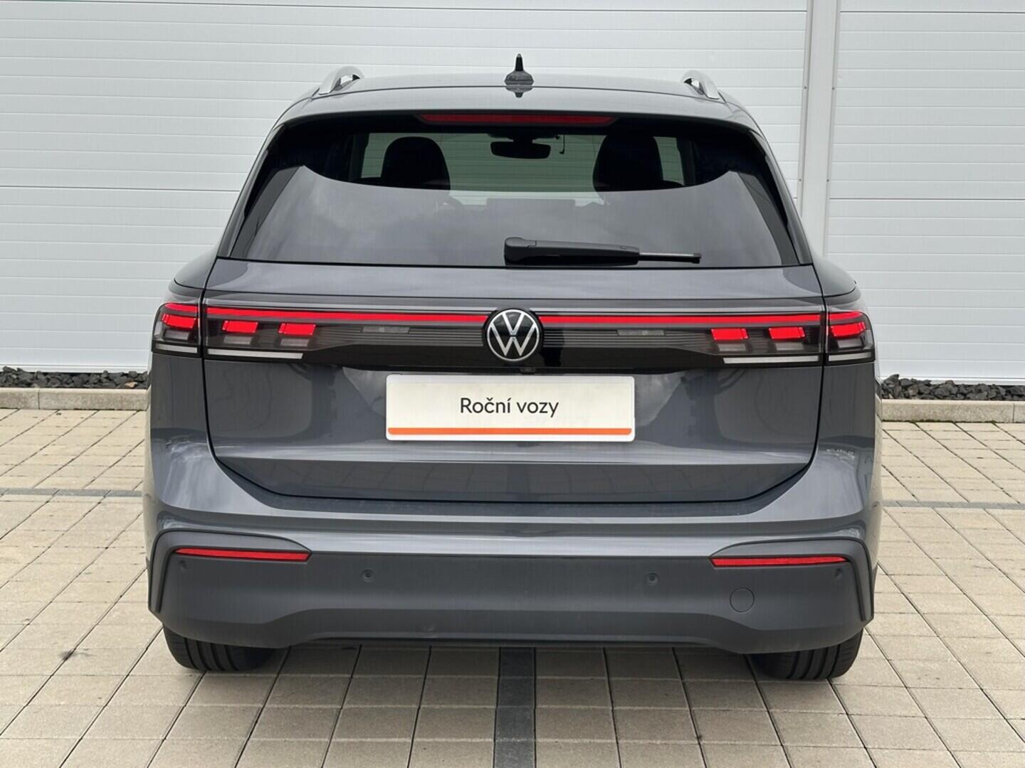 O619V07441_15.webp_TIGUAN People 1,5 eTSI  1.5 TSI 110 kW automat, DPH