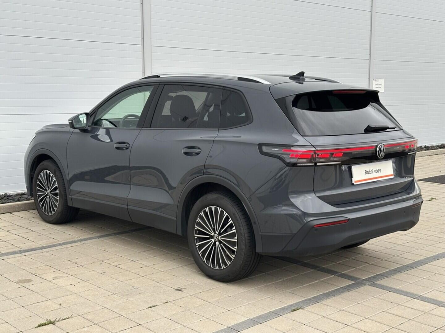 O619V07441_16.webp_TIGUAN People 1,5 eTSI  1.5 TSI 110 kW automat, DPH