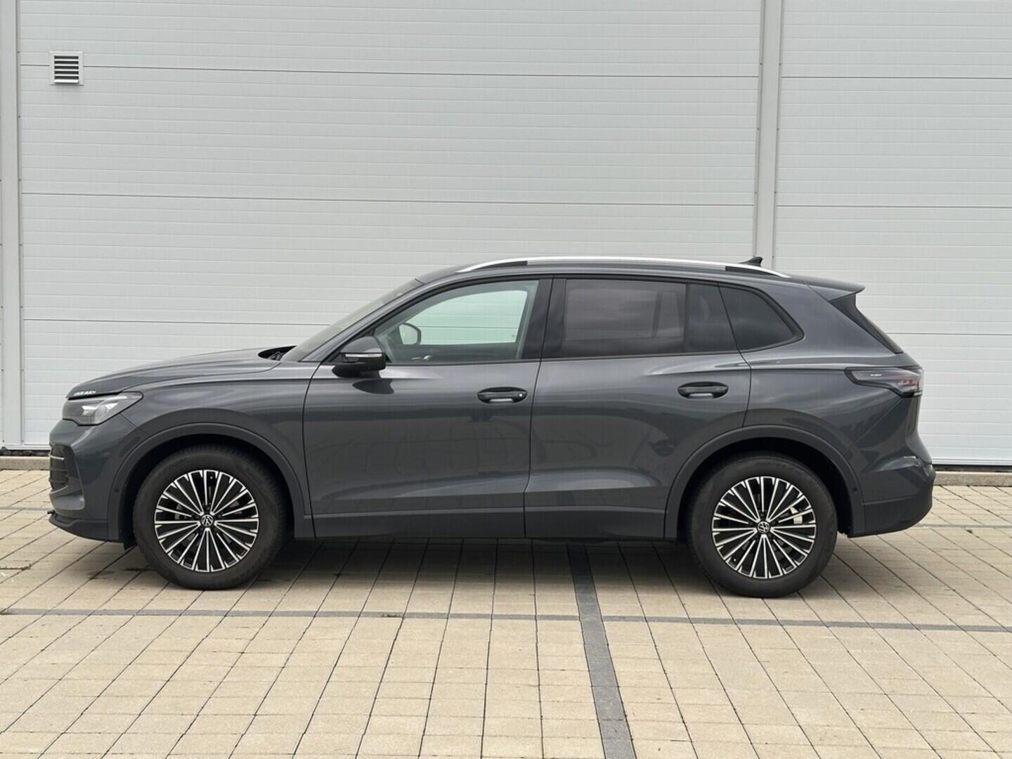 O619V07441_17.webp_TIGUAN People 1,5 eTSI  1.5 TSI 110 kW automat, DPH