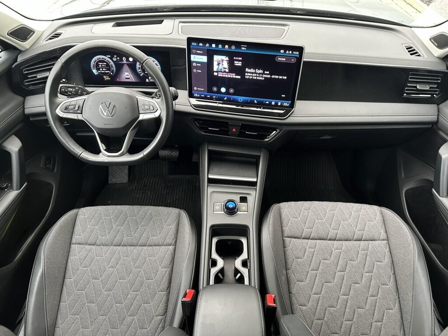 O619V07441_18.webp_TIGUAN People 1,5 eTSI  1.5 TSI 110 kW automat, DPH