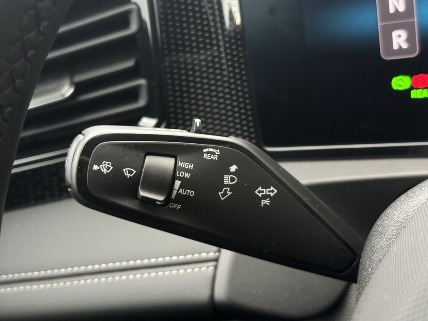 O619V07441_21.webp_TIGUAN People 1,5 eTSI  1.5 TSI 110 kW automat, DPH