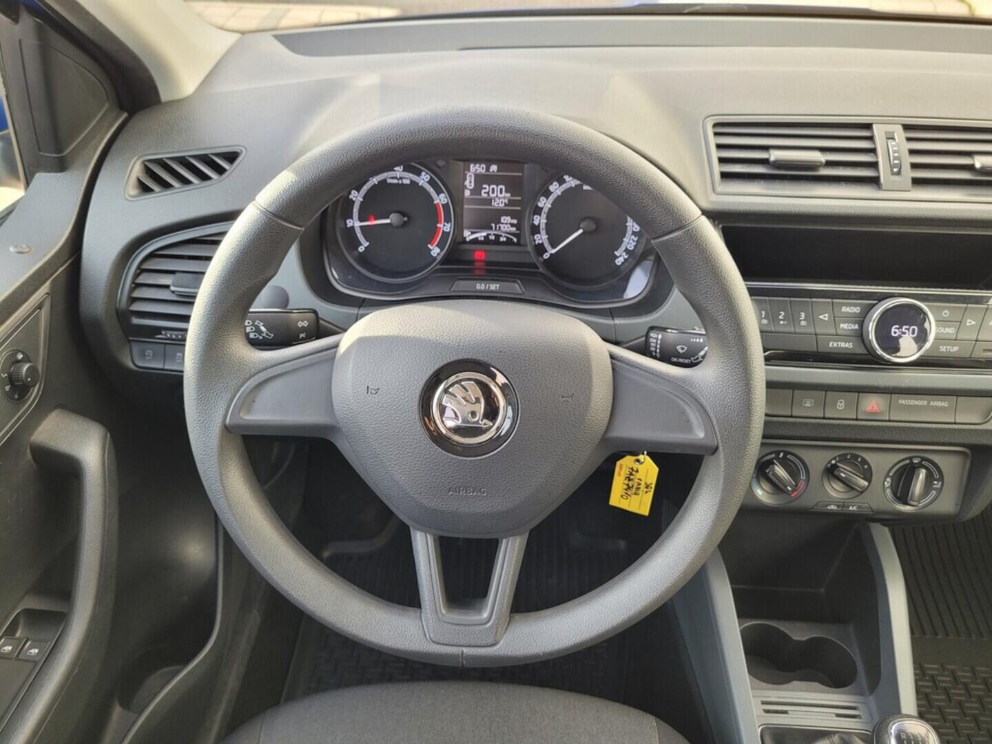 O619V07444_18.webp_FABIA Active 1.0 TSI 70 kW manuál, DPH