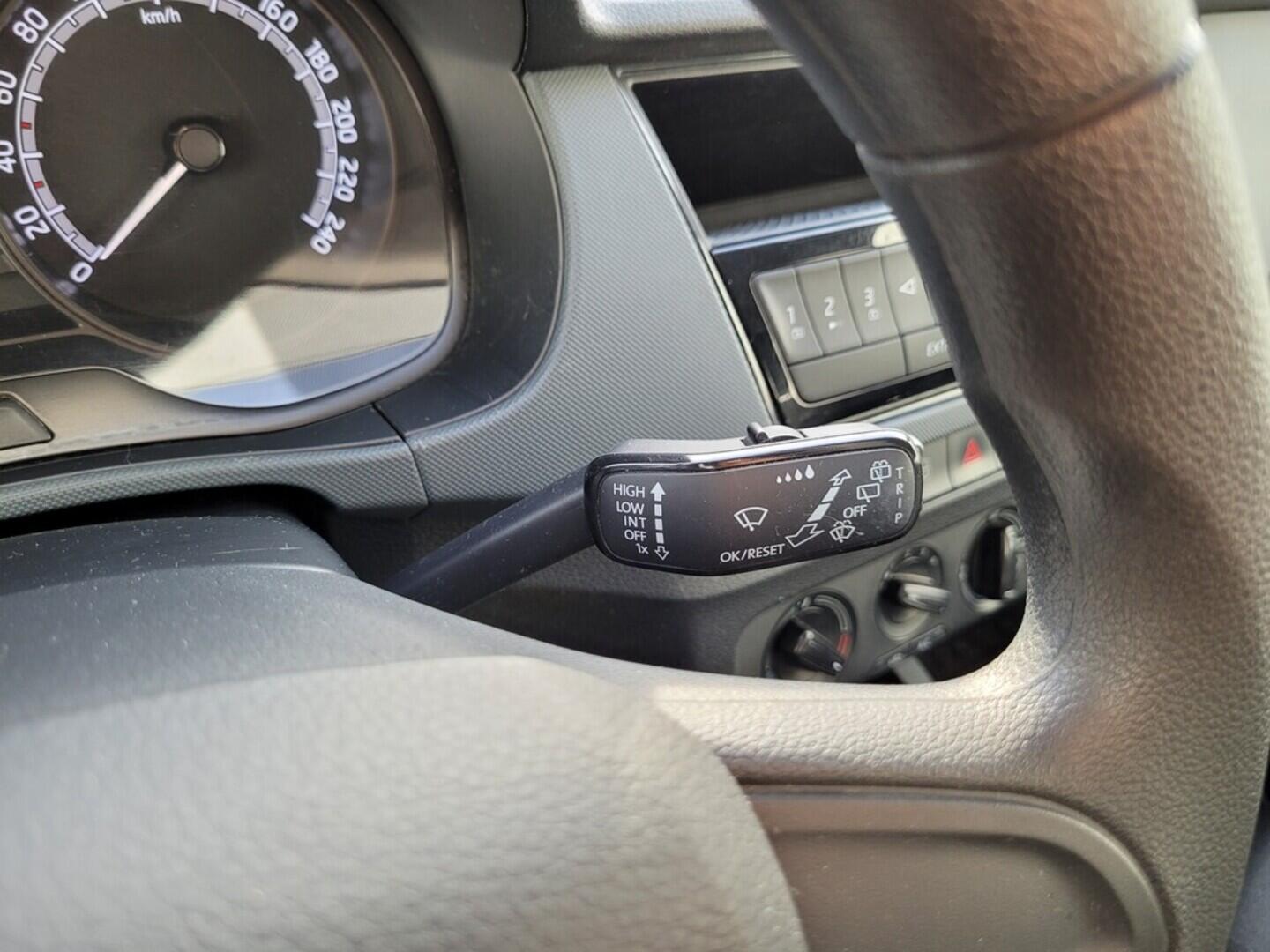 O619V07444_22.webp_FABIA Active 1.0 TSI 70 kW manuál, DPH