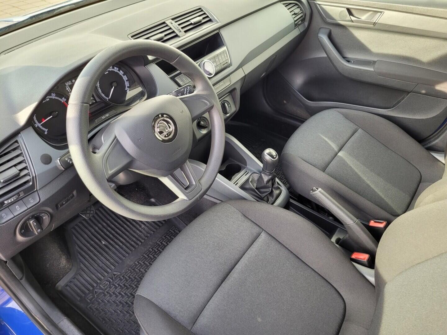 O619V07444_29.webp_FABIA Active 1.0 TSI 70 kW manuál, DPH