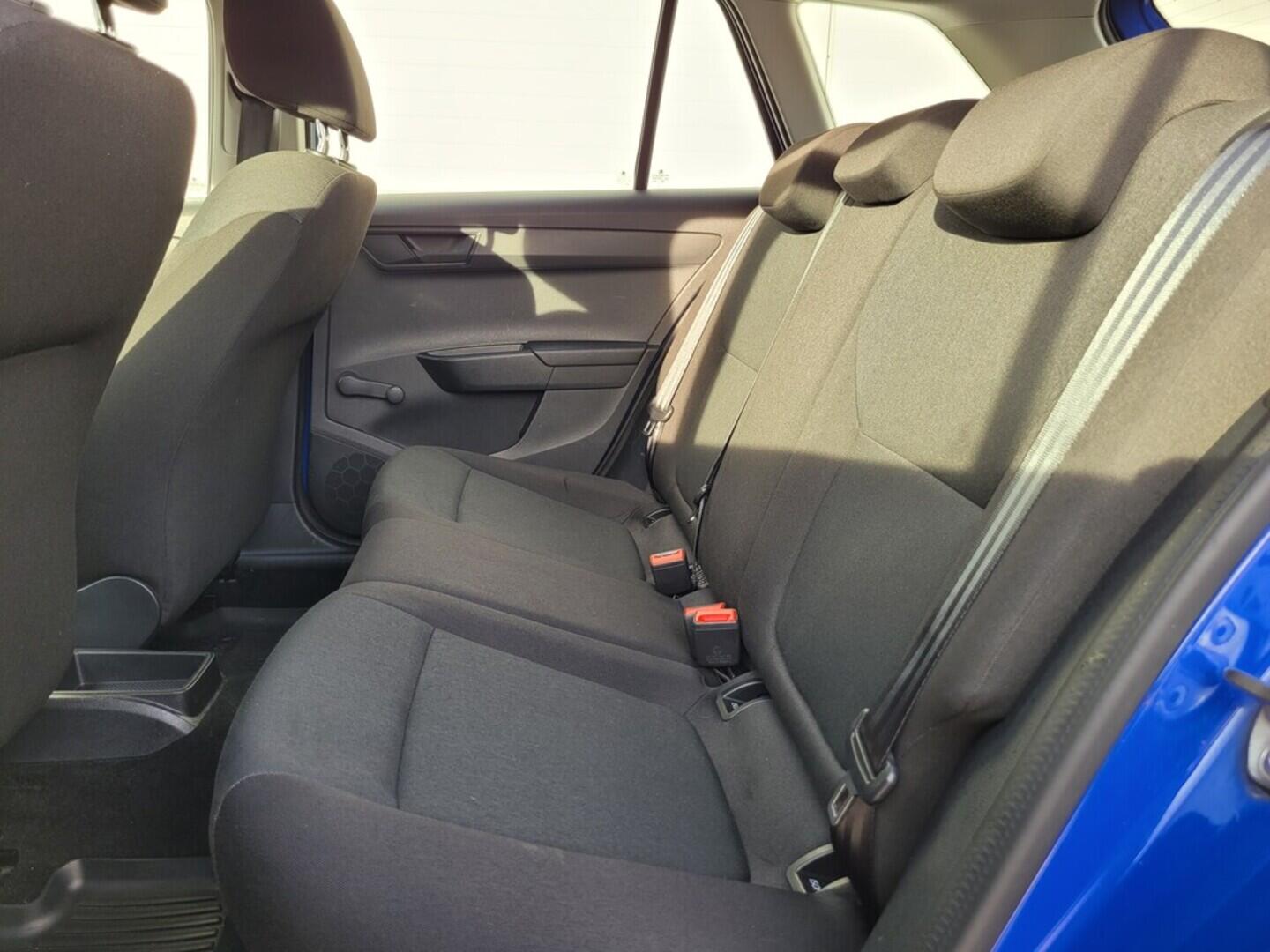 O619V07444_31.webp_FABIA Active 1.0 TSI 70 kW manuál, DPH