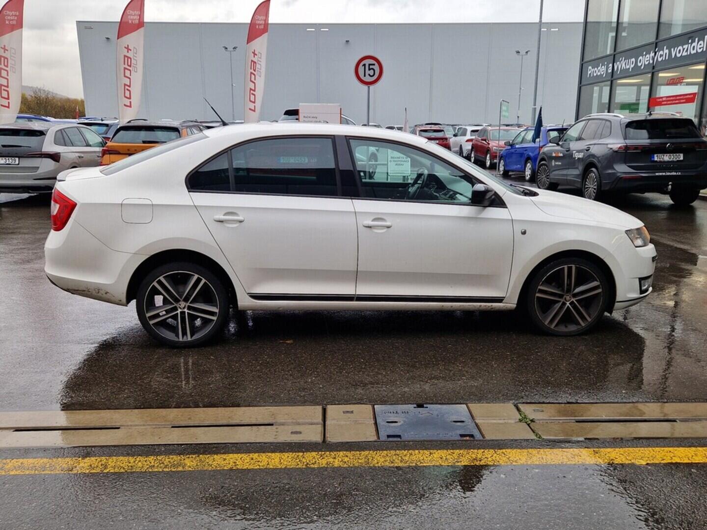 O619V07446_12.webp_RAPID Ambition 1.2 TSI 63 kW manuál