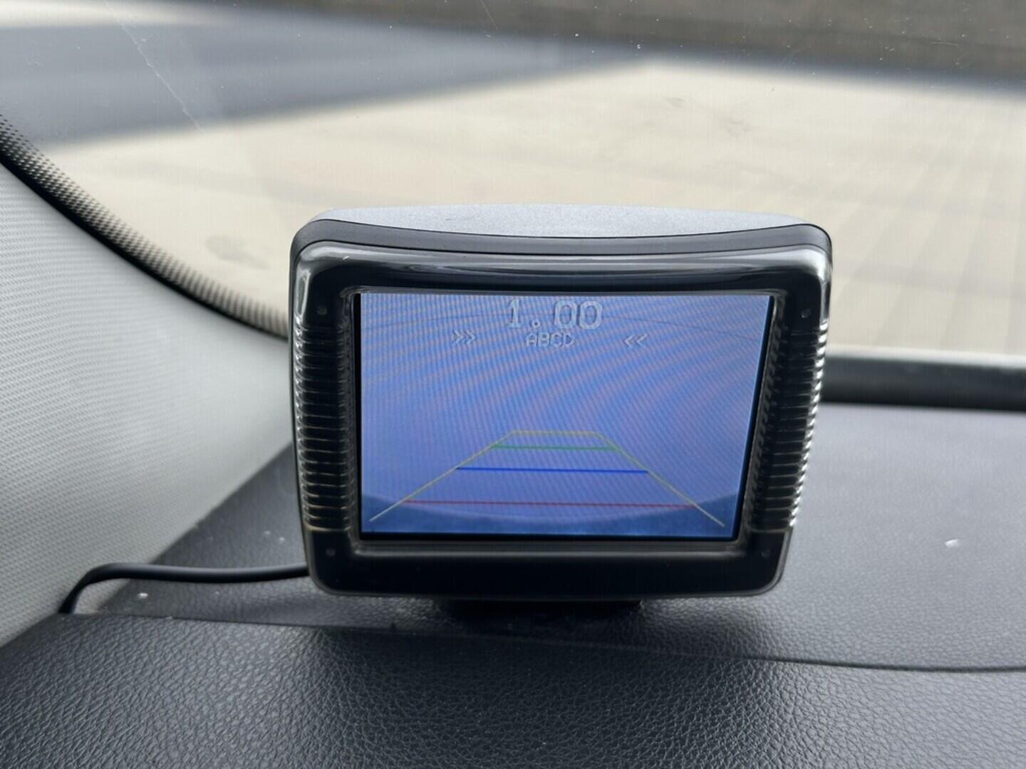 O619V07446_26.webp_RAPID Ambition 1.2 TSI 63 kW manuál