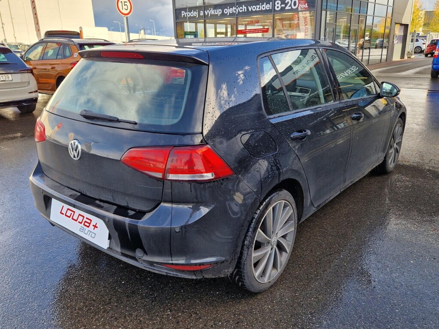 O619V07447_11.webp_GOLF Comfortline 1.2 TSI 77 kW manuál