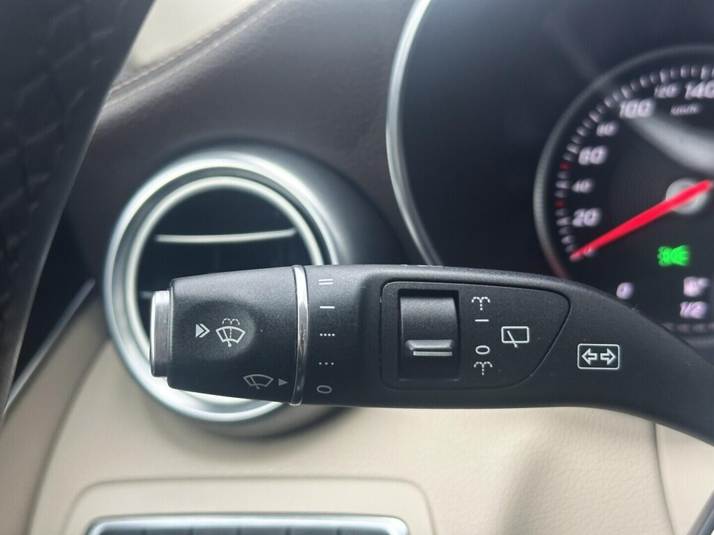 O619V07450_21.webp_C250  2.1 Bluetec 150 kW automat