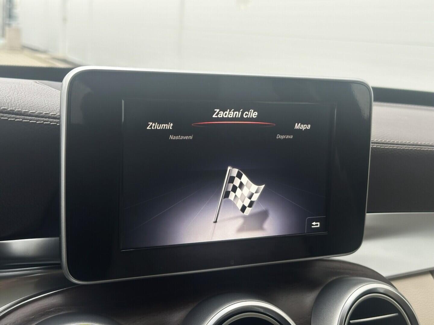 O619V07450_26.webp_C250  2.1 Bluetec 150 kW automat