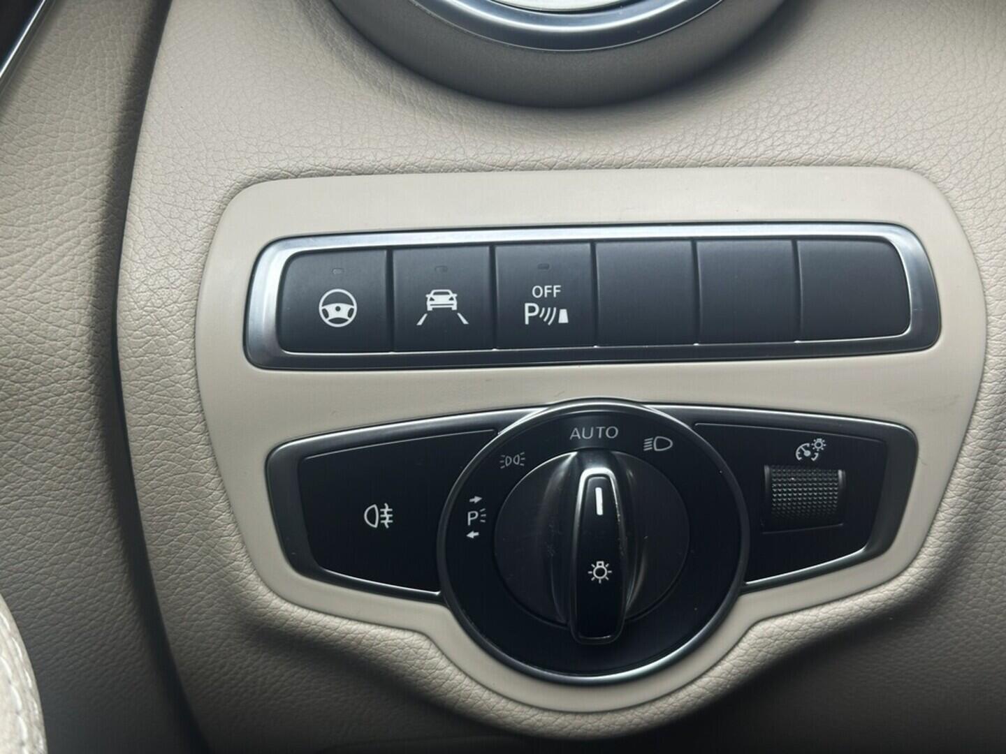 O619V07450_28.webp_C250  2.1 Bluetec 150 kW automat