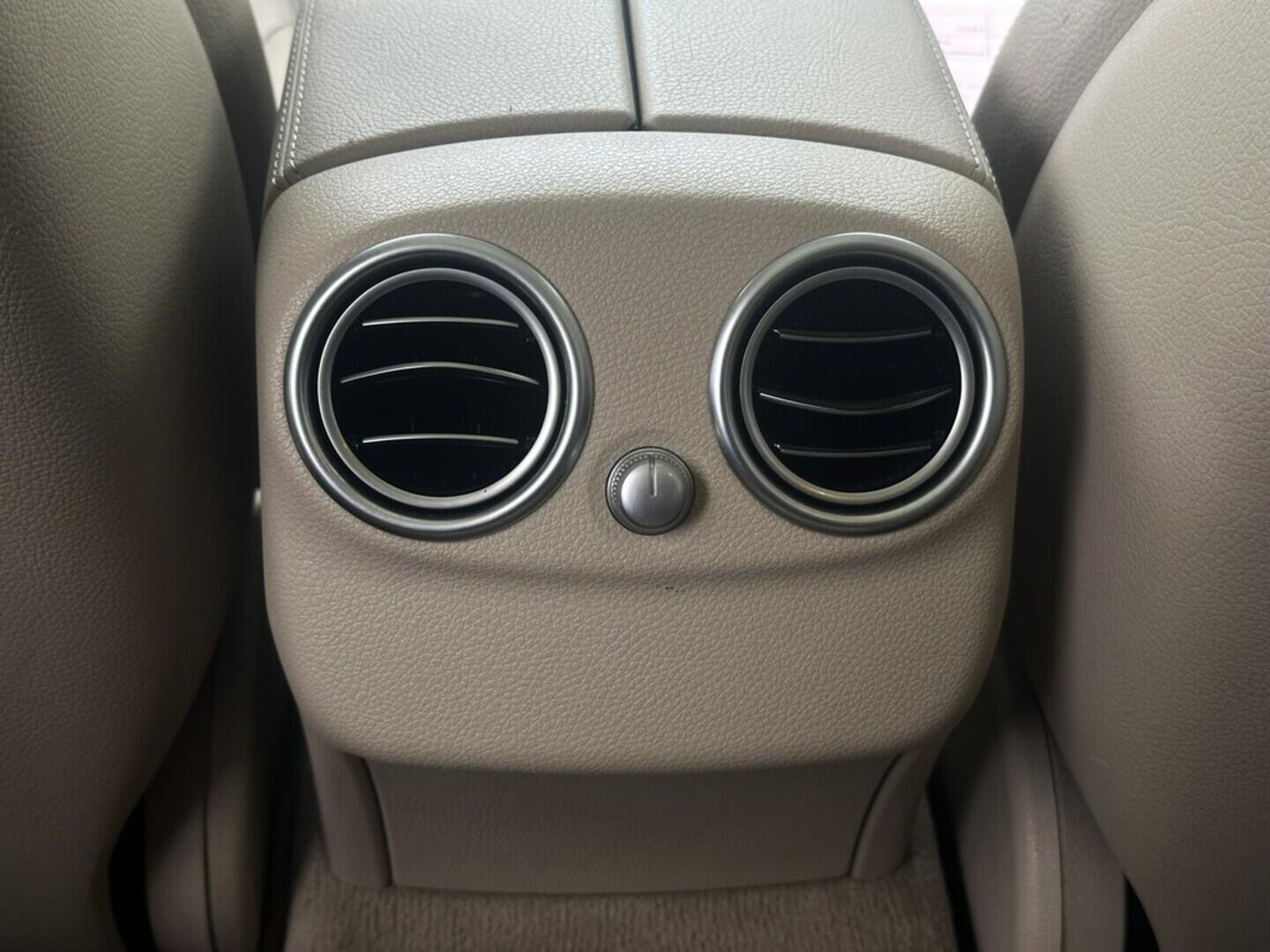 O619V07450_33.webp_C250  2.1 Bluetec 150 kW automat