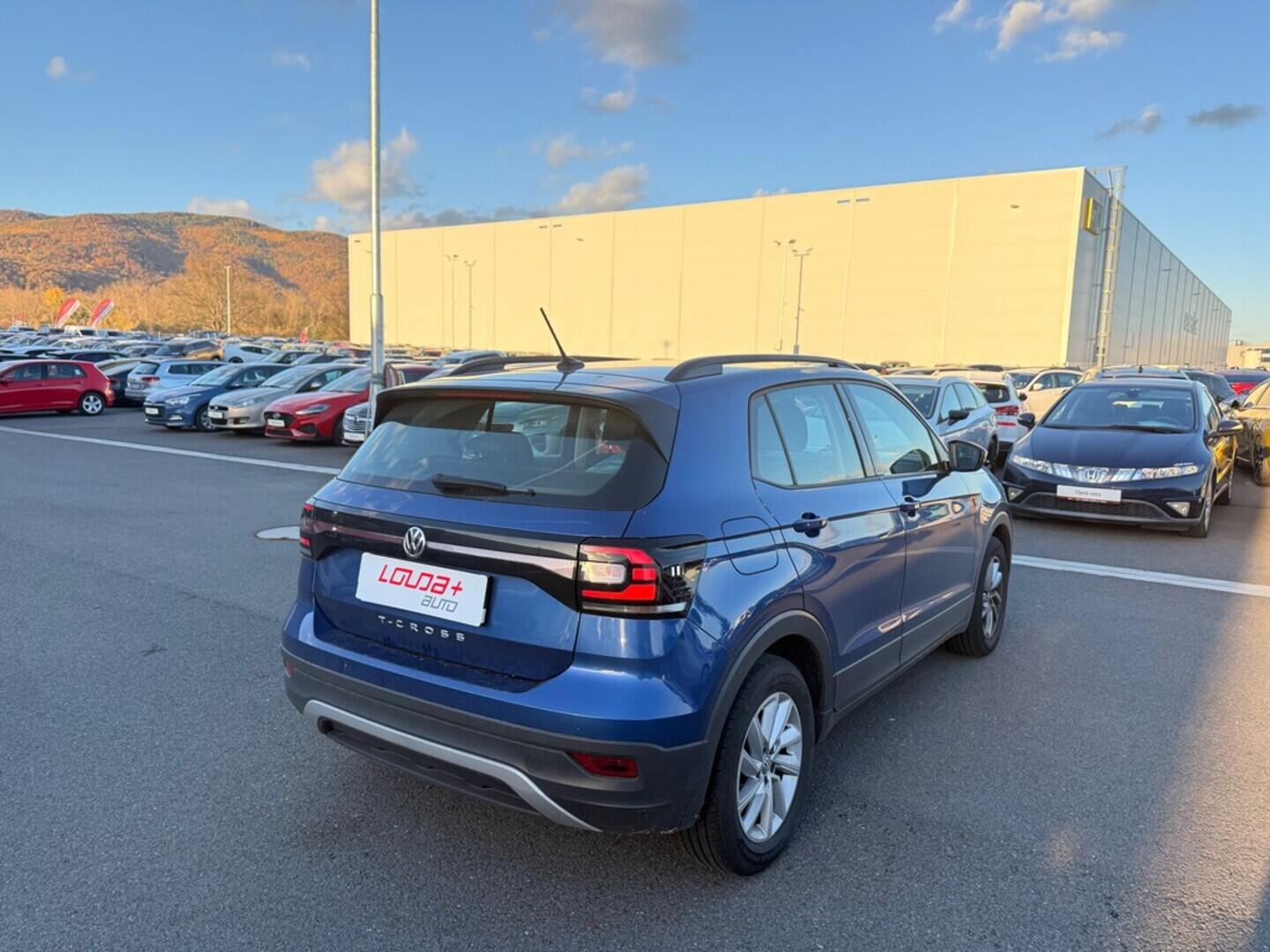 O619V07455_12.webp_T-CROSS Life 1.0 TSI 70 kW manuál