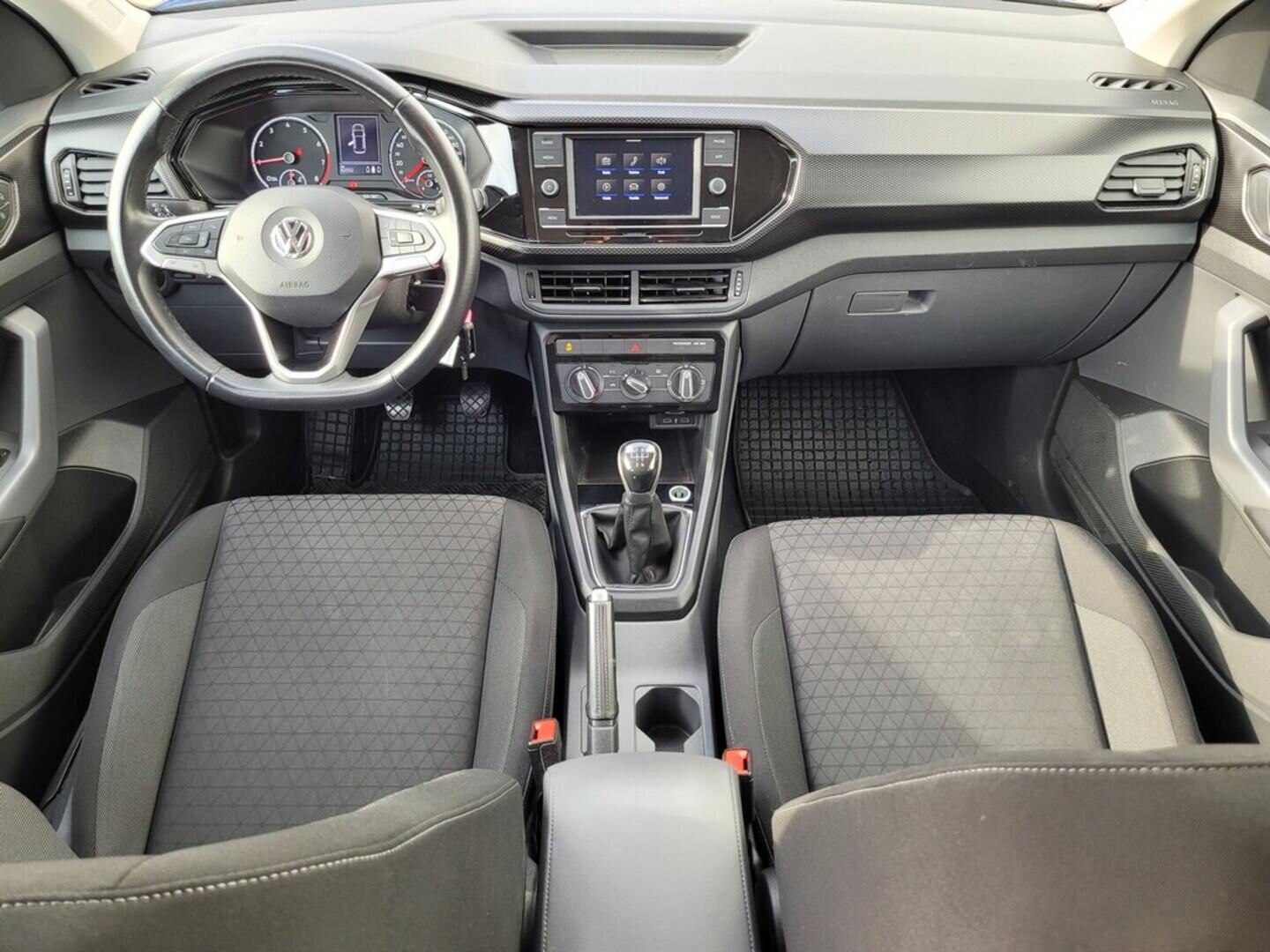 O619V07455_16.webp_T-CROSS Life 1.0 TSI 70 kW manuál