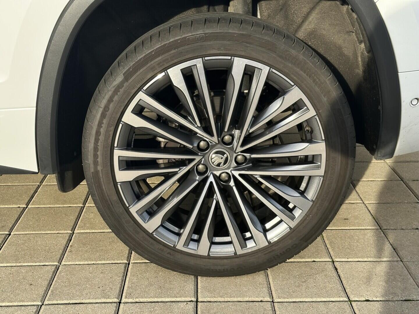 O619V07463_33.webp_KODIAQ L&K 2.0 TDI 147 kW automat, DPH