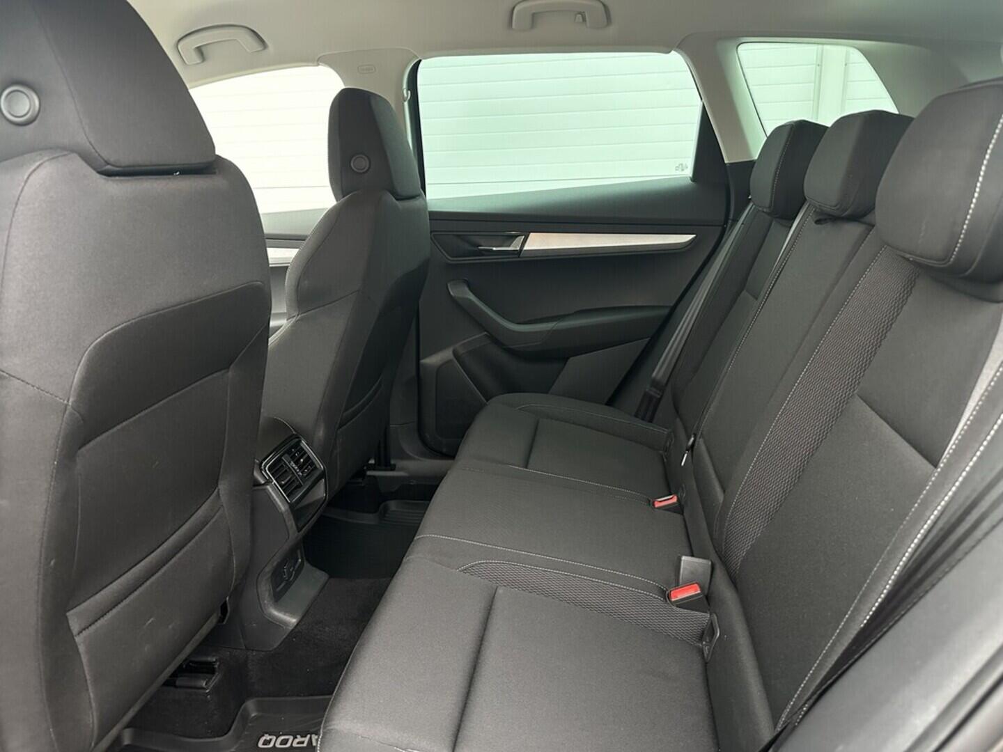 O619V07464_28.webp_KAROQ Ambition 1.5 TSI 110 kW automat, DPH