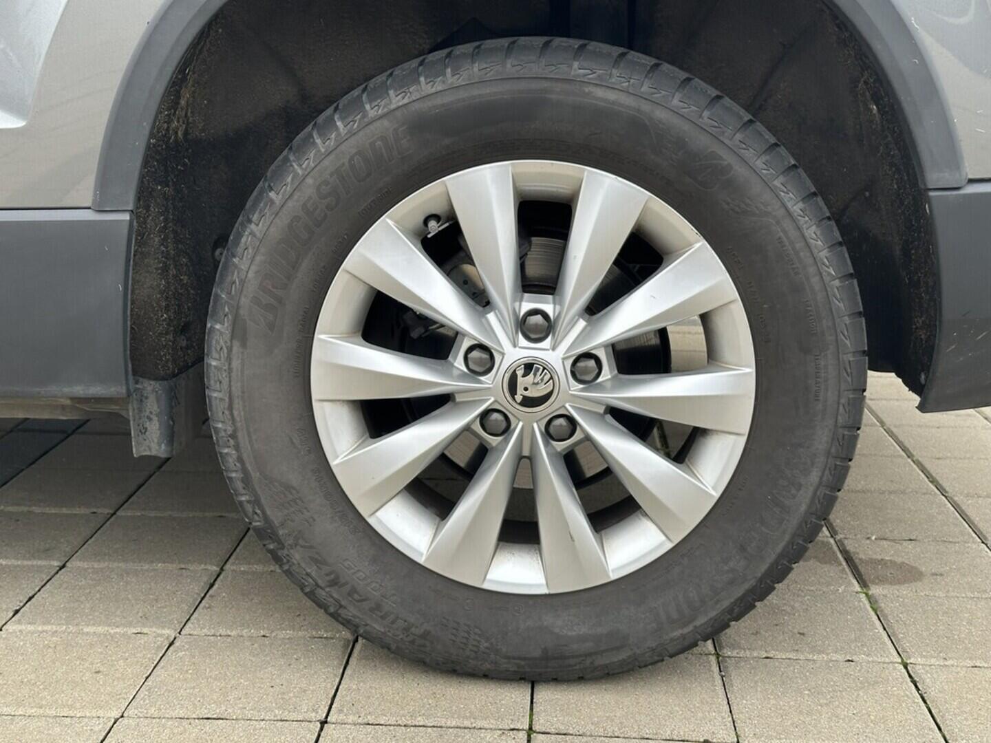 O619V07464_30.webp_KAROQ Ambition 1.5 TSI 110 kW automat, DPH