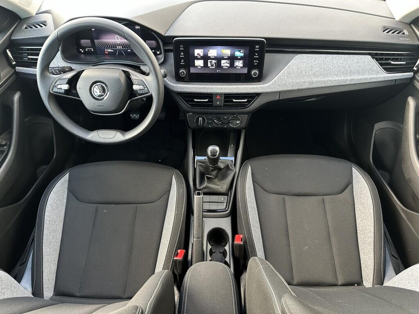 O619V07465_18.webp_KAMIQ Selection 1.0 TSI 85 kW manuál, DPH