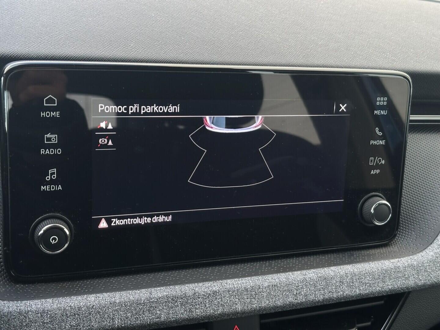 O619V07465_26.webp_KAMIQ Selection 1.0 TSI 85 kW manuál, DPH