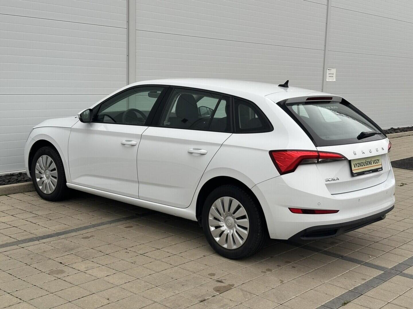 O619V07466_16.webp_SCALA Ambition 1.0 TSI 81 kW manuál, DPH