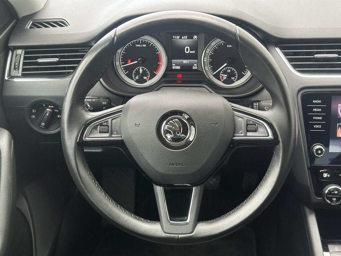 O619V07467_20.webp_OCTAVIA Style 1.4 TSI 110 kW manuál