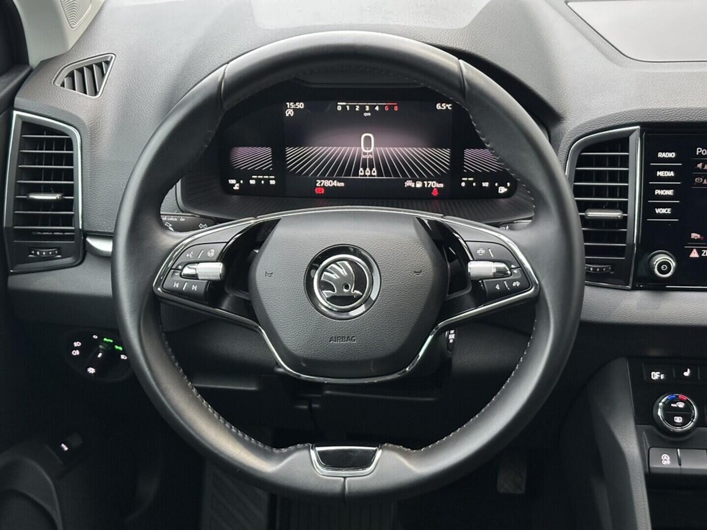 O619V07468_20.webp_KAROQ Ambition 1.5 TSI 110 kW manuál, DPH