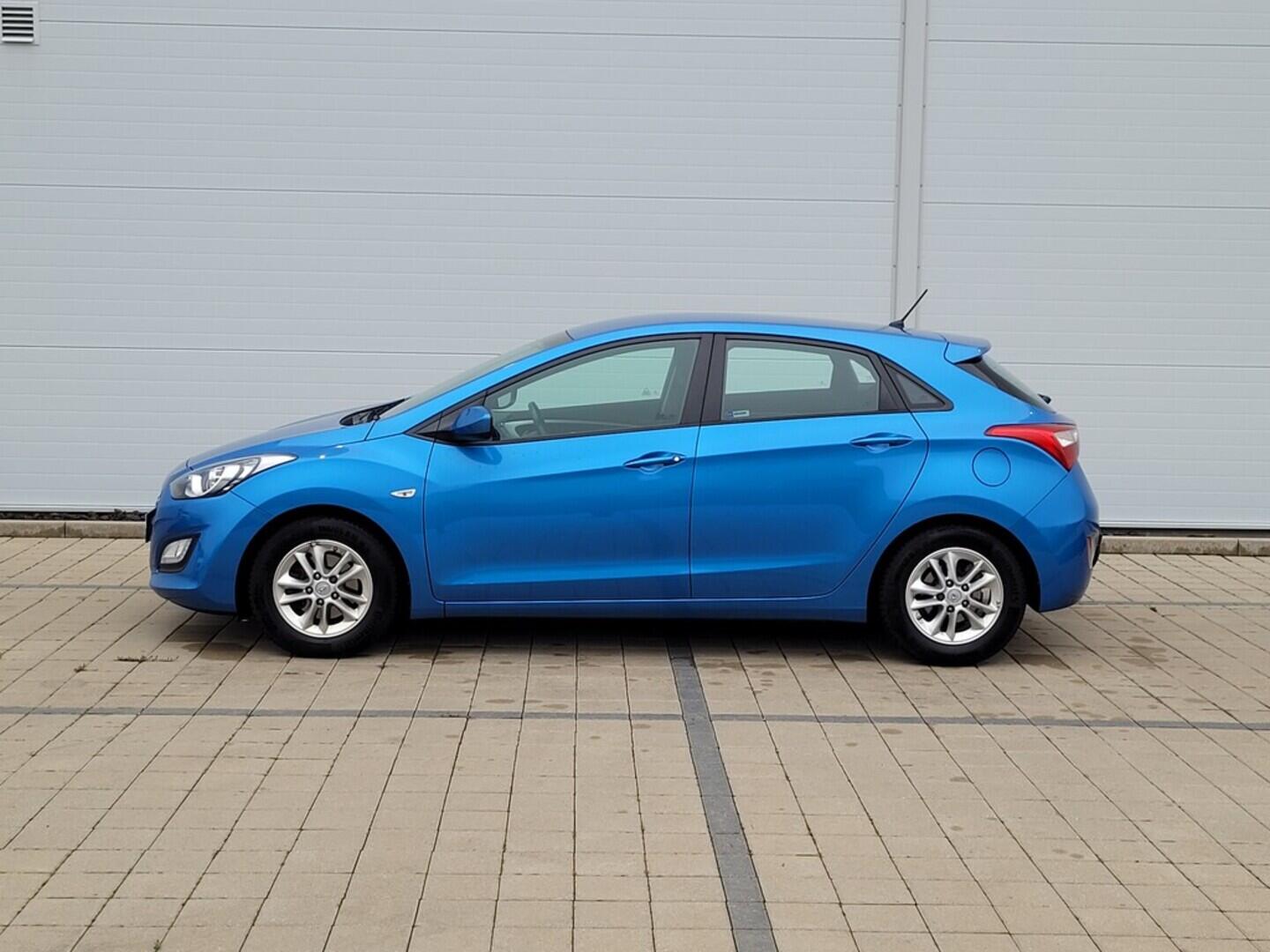 O619V07470_15.webp_I30 Trikolor 1.6 CVVT 88 kW manuál