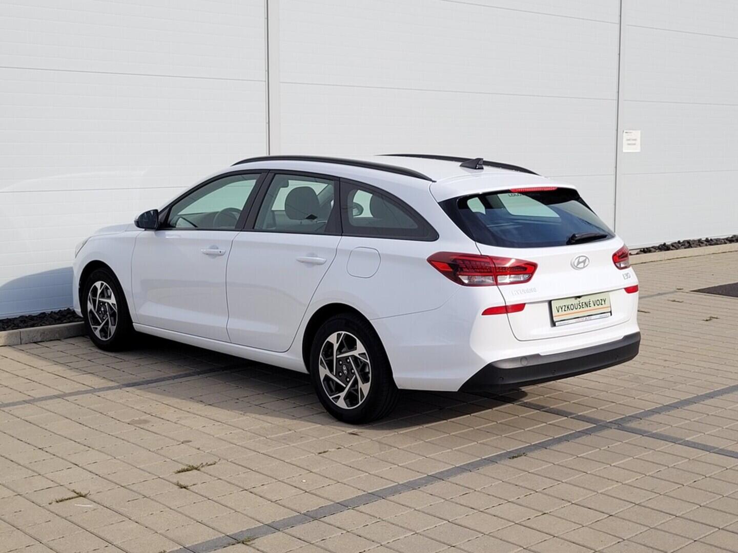 O619V07474_14.webp_I30 WG PD PE Smart  1.5  70 kW manuál, DPH