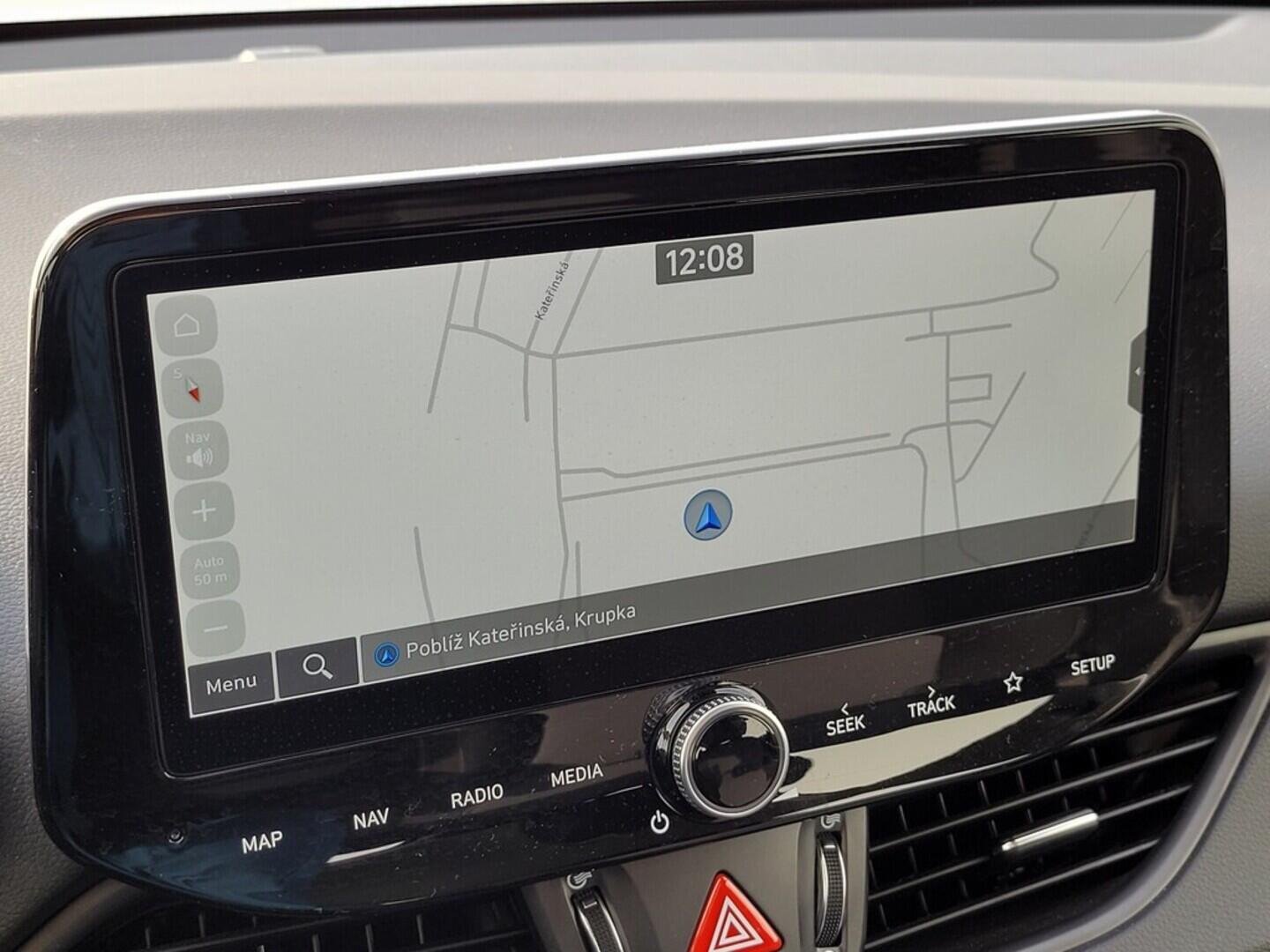 O619V07474_24.webp_I30 WG PD PE Smart  1.5  70 kW manuál, DPH