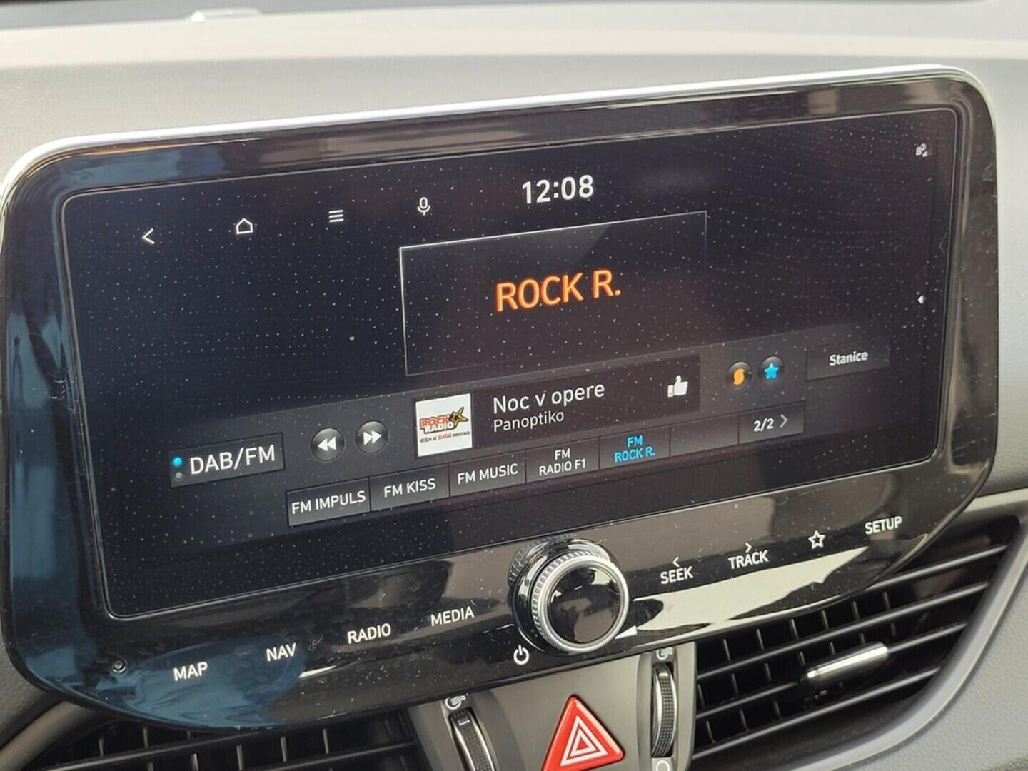 O619V07474_25.webp_I30 WG PD PE Smart  1.5  70 kW manuál, DPH