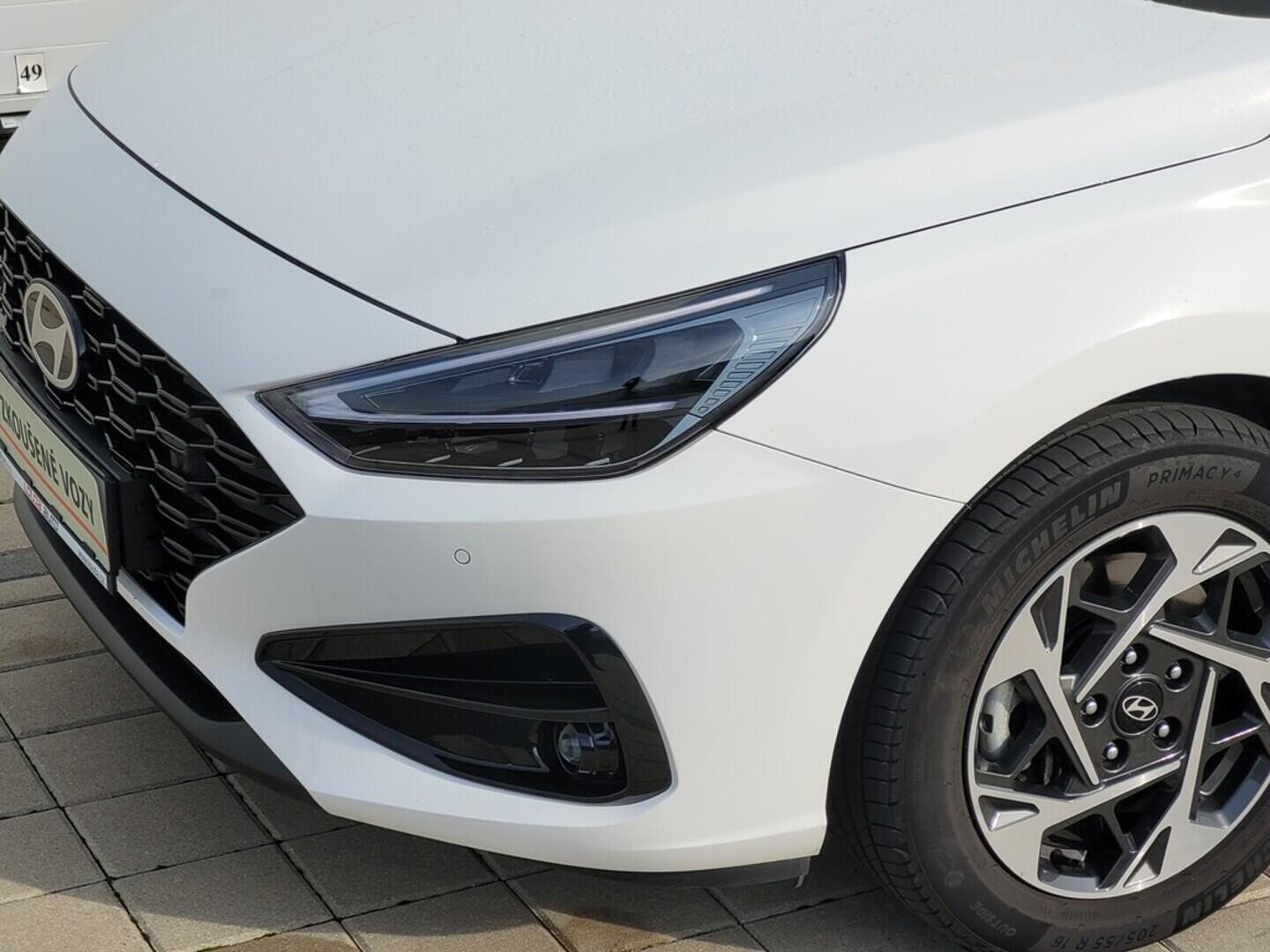 O619V07474_29.webp_I30 WG PD PE Smart  1.5  70 kW manuál, DPH