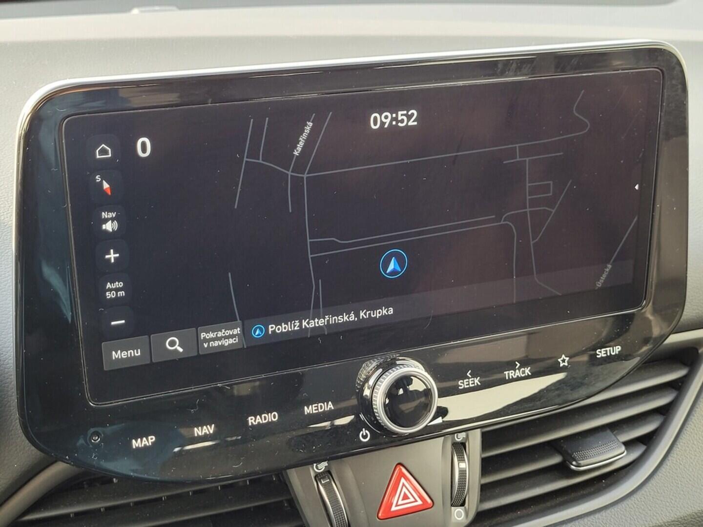 O619V07475_24.webp_I30 Smart 1.5  70 kW manuál, DPH