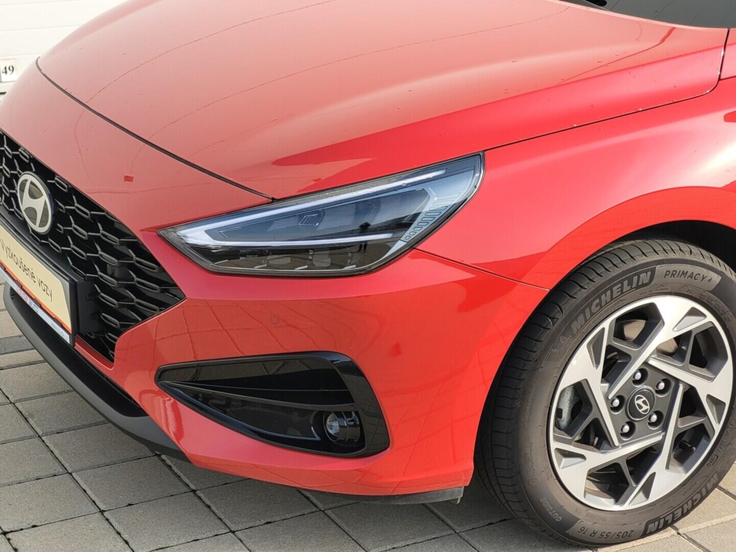 O619V07475_29.webp_I30 Smart 1.5  70 kW manuál, DPH