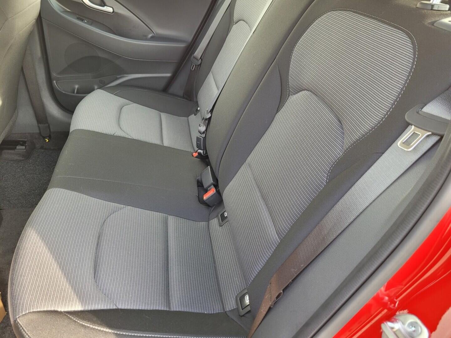 O619V07475_33.webp_I30 Smart 1.5  70 kW manuál, DPH