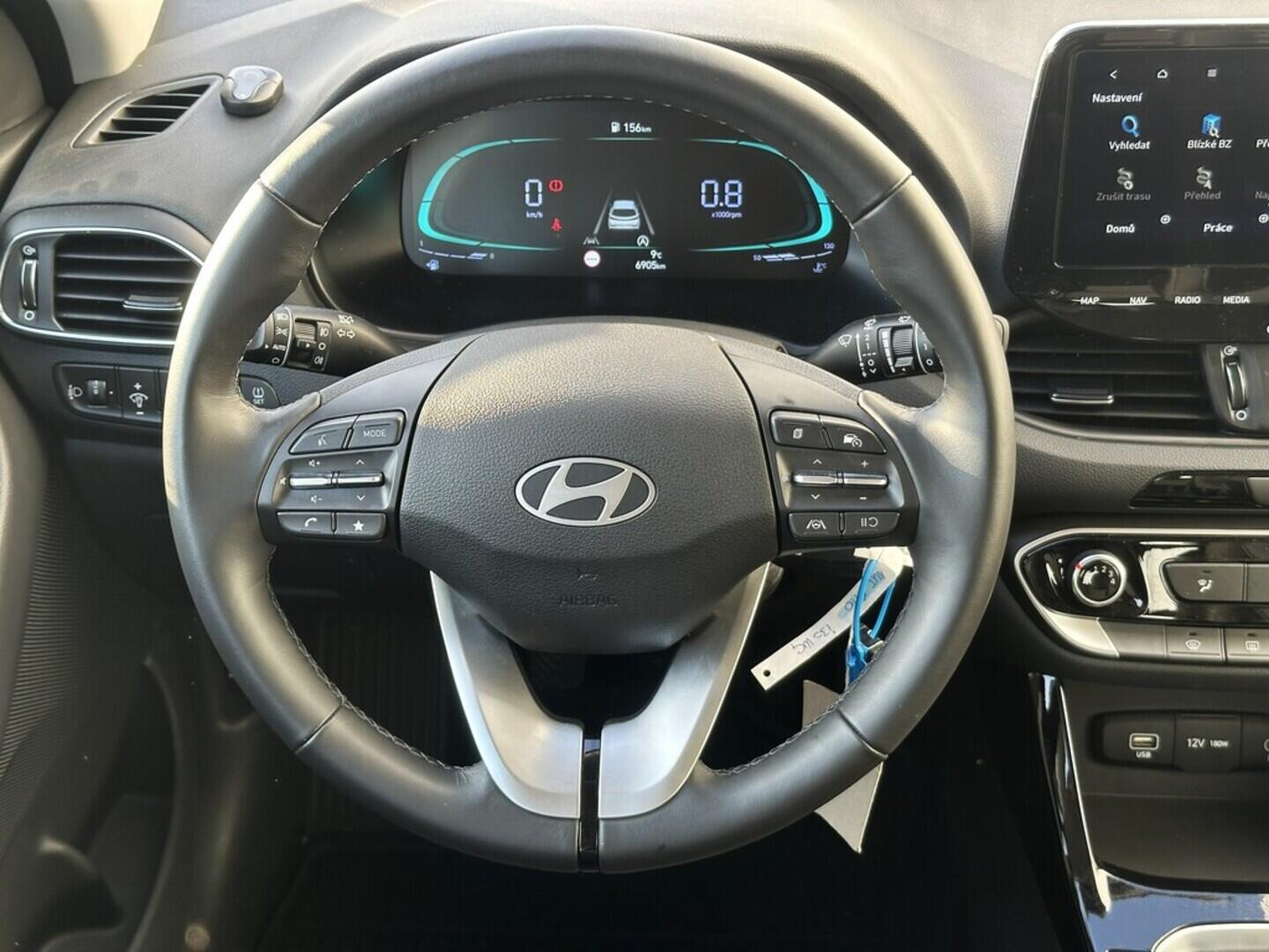 O619V07476_20.webp_I30 Smart 1.5  70 kW manuál, DPH