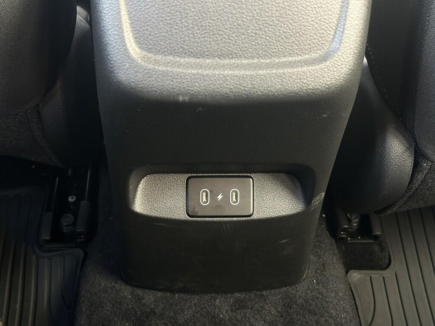 O619V07476_29.webp_I30 Smart 1.5  70 kW manuál, DPH