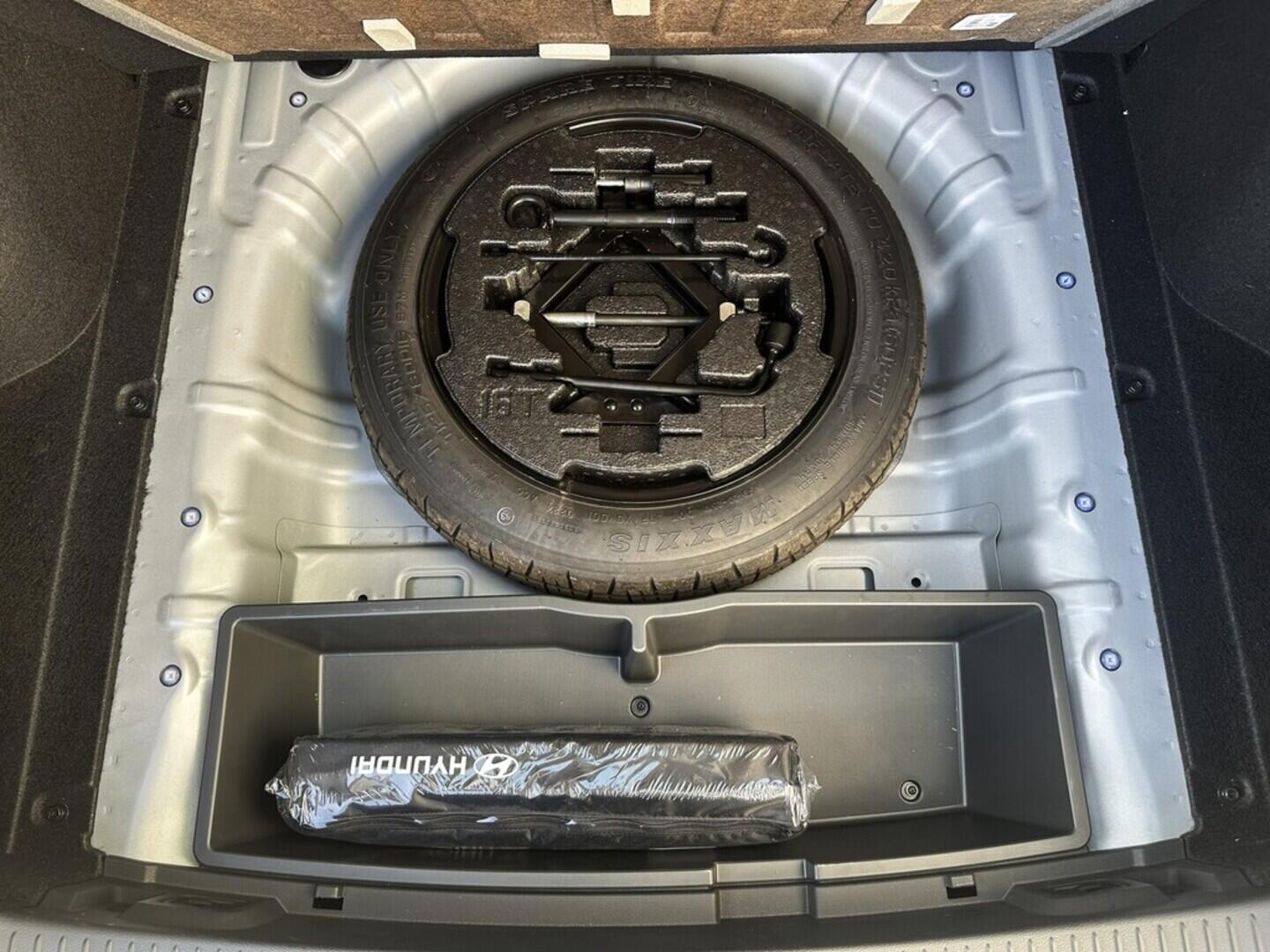 O619V07476_32.webp_I30 Smart 1.5  70 kW manuál, DPH