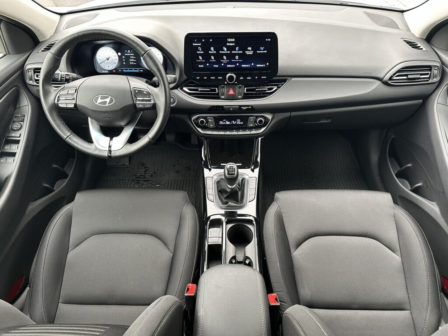 O619V07477_18.webp_I30 WG MY25 Style 1.5  70 kW manuál, DPH