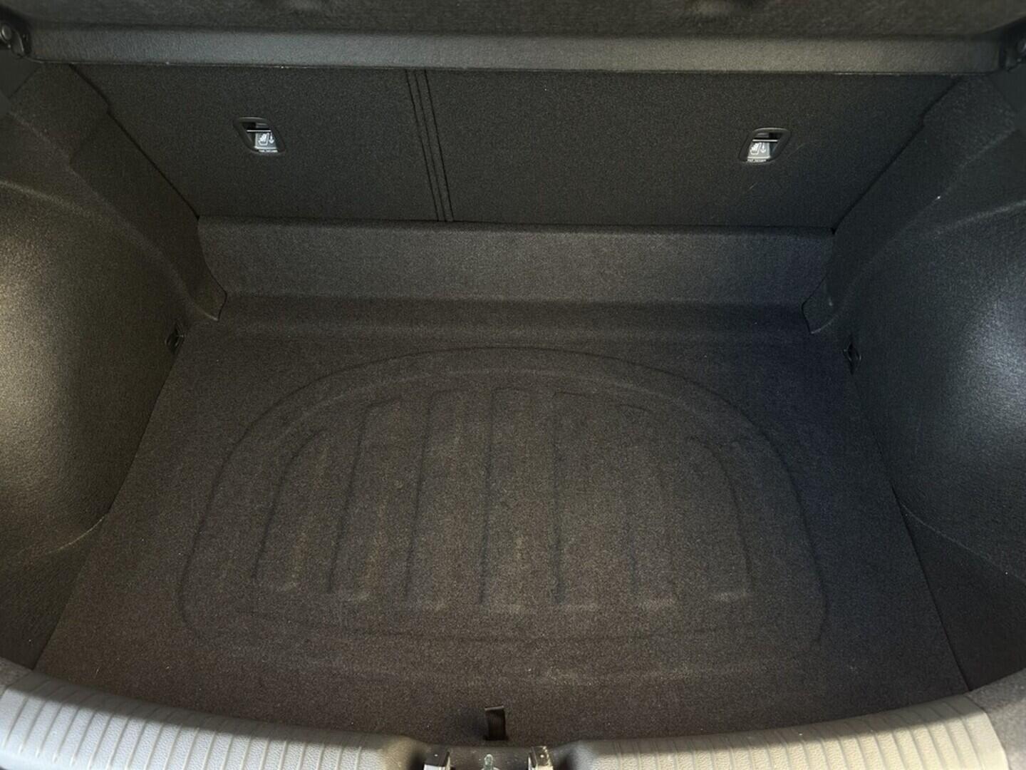 O619V07478_30.webp_I30 HB PD PE Start 1.0  76 kW manuál, DPH