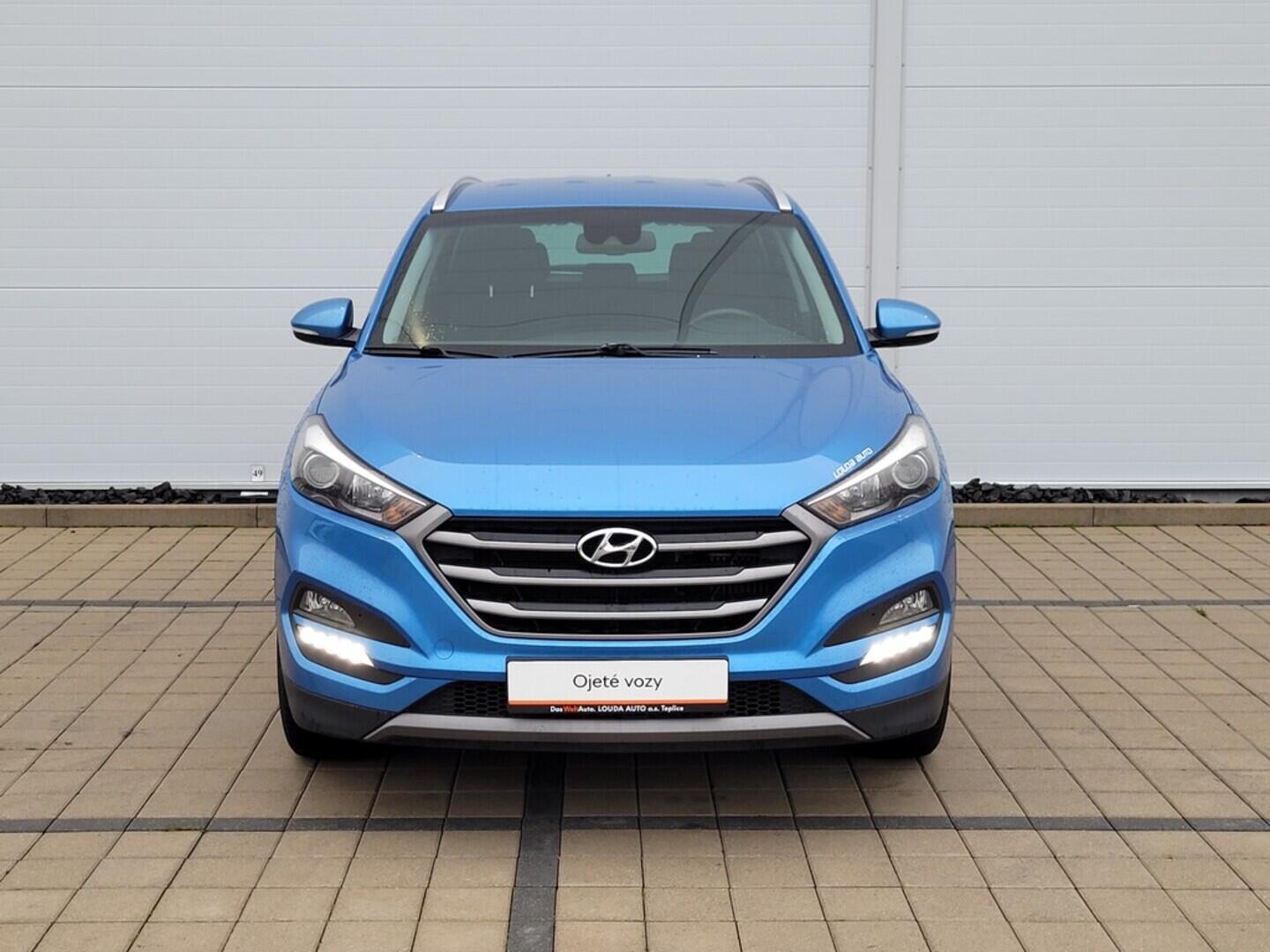 O619V07479_11.webp_TUCSON TRIKOLOR 1.7  85 kW manuál